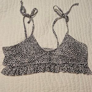 SHEIN black and white spotted swim top
